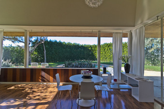 Enlarge photo 112
