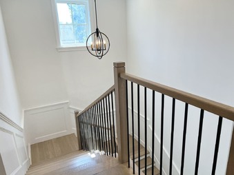 Enlarge photo 115
