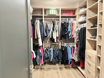 Enlarge photo 128