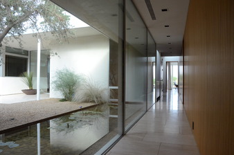 Enlarge photo 48
