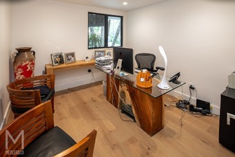 Enlarge photo 33