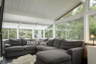Enlarge photo 40