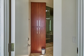 Enlarge photo 68