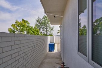 Enlarge photo 108