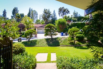 Enlarge photo 10