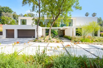 Espada (UNI-B445) -Woodland Hills