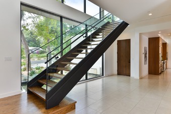 Enlarge photo 15