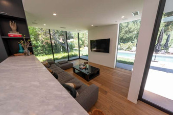 Enlarge photo 55
