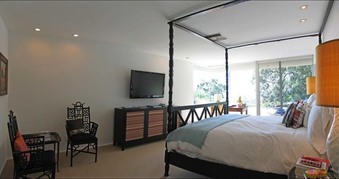 Enlarge photo 30
