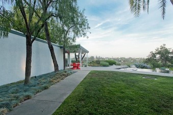 Enlarge photo 37