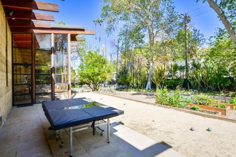 Enlarge photo 11