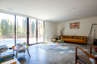 Enlarge photo 18