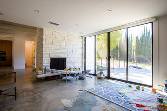 Enlarge photo 21