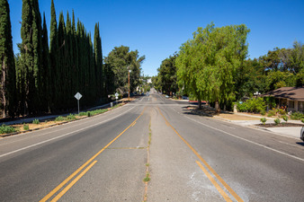 Enlarge photo 51