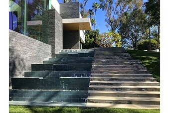 Enlarge photo 10
