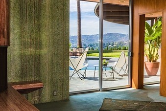 Enlarge photo 79
