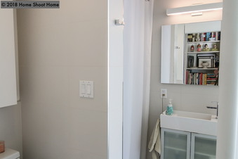 Enlarge photo 26