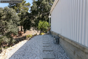 Enlarge photo 40