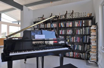 Enlarge photo 16