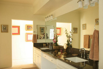 Enlarge photo 63
