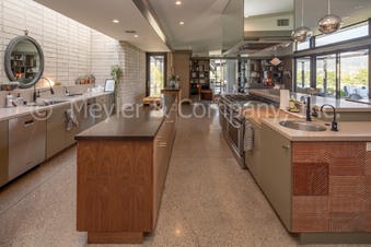 Enlarge photo 28
