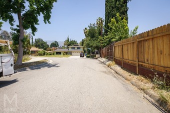 Enlarge photo 52