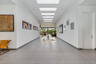 Enlarge photo 26
