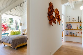 Enlarge photo 40