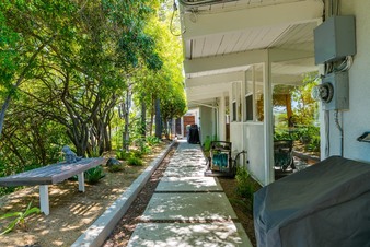 Enlarge photo 52