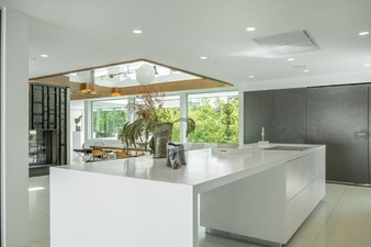 Enlarge photo 34