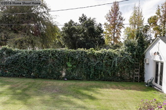 Enlarge photo 32