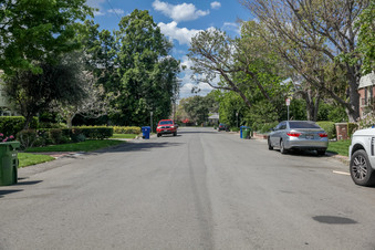 Enlarge photo 125