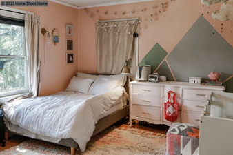 Enlarge photo 33