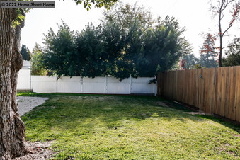 Enlarge photo 30