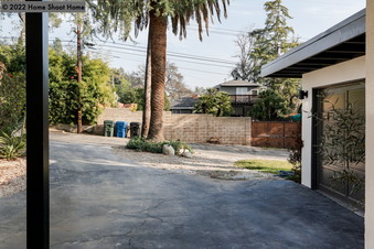 Enlarge photo 33
