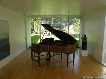 Enlarge photo 40