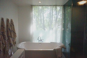 Enlarge photo 51