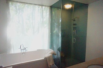 Enlarge photo 52