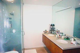Enlarge photo 53