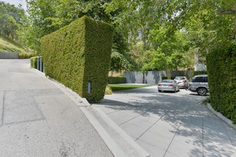 Enlarge photo 5