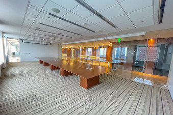 777 TOWER. 32ND FLOOR