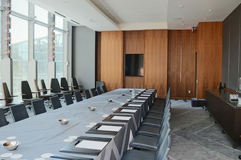WILSHIRE GRAND CENT. 6TH FLOOR MEETING