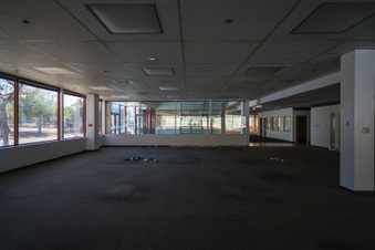 Enlarge photo 35