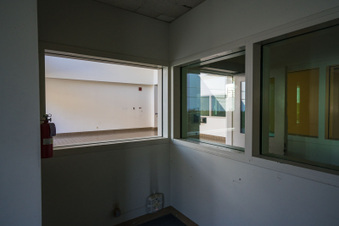 Enlarge photo 84