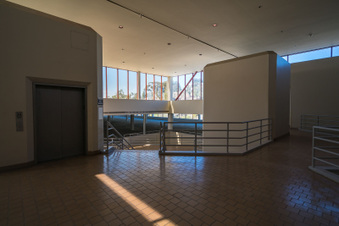 Enlarge photo 145
