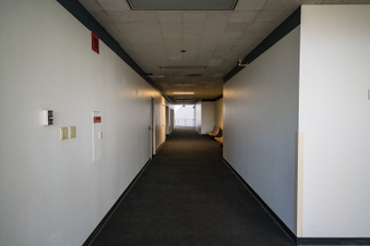 Enlarge photo 147