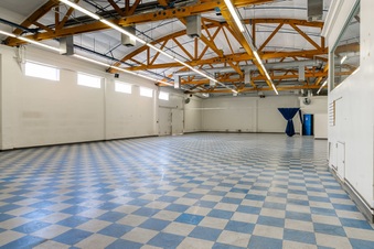 Enlarge photo 42