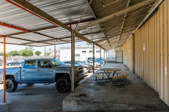 Enlarge photo 53