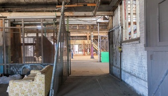 Enlarge photo 53