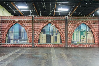 Enlarge photo 16